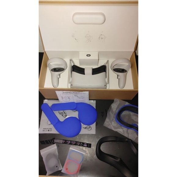 Meta Oculus Quest 2 256GB VR Gaming Headset/Accessories High-Resolution White - Picture 5 of 9